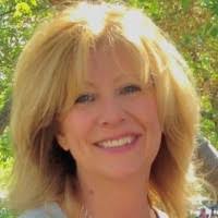 Lori Leeper's Instagram, Twitter & Facebook