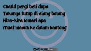 Pantun menggunakan kata kata yang berjajar dalam bait dan memiliki makna tertentu. 100 Contoh Pantun Teka Teki Beserta Jawabannya Lucu Dan Cerdas