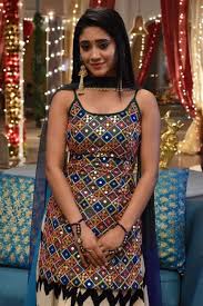 Watch in dailymotion player watch in vidwatch player. Naira Dresses Yrkkh Shefalitayal
