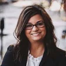 Mary Mueller's Instagram, Twitter & Facebook