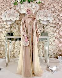 Ld kurang lebih 92 cm. 12 Inspirasi Dress Pesta Hijab Ala Seleb Style Muslimah