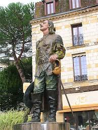 Statue de Cyrano : Statues : Bergerac : Périgord - Dordogne ...