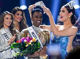 Cu siguranță cea mai frumoasă femeie din lume habar nu are că podeaua este cea care tremură când. Miss Universe 2019 Cea Mai Frumoasa Femeie Din Lume Este De Culoare