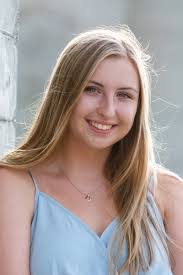 Dawn Junk's Instagram, Twitter & Facebook