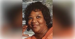 Regina Beatty's Instagram, Twitter & Facebook