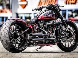 Pin By Abel Razo Hidalgo On Harley Breakout Fxsb Fxbr Fxbrs Harley Davidson Bikes Softail Custom Bobber Motorcycle