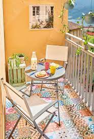 Balkon Wanddeko Ideen Fur Gemutliche Aussenbereiche Diy Hinterhof Bodenbelag Balkon Balkon