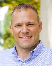 Chris Wash's Instagram, Twitter & Facebook