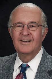 Howard Eckert's Instagram, Twitter & Facebook