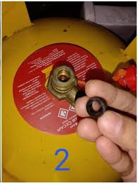 Ini adalah hal yang biasa. Bila Ganti Tong Gas Baru Tapi Macam Ada Bunyi Gas Keluar Atasinya Begini Keluarga