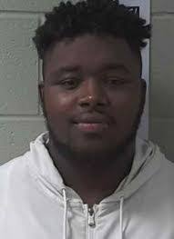 Marquise Mcdaniel's Instagram, Twitter & Facebook