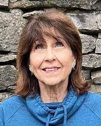 Leslie Grote's Instagram, Twitter & Facebook