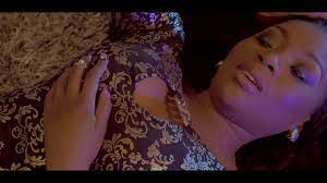 Estive no chão ele veio me levantar me sentia só sem forças para avançar ele puxou minha mão, injetou meu coração encheu de muita fé, me colocou em pé. Jeckcy Que Pena Official Music Video Hd Youtube