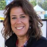 Tara Selph's Instagram, Twitter & Facebook