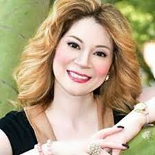 Rosanna Willis's Instagram, Twitter & Facebook