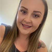 Bianca Bates's Instagram, Twitter & Facebook