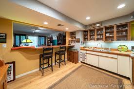 Here at boxdrop grand rapids we are a mattress firm in kentwood and mainly specialize in clearances and closeouts. Sold 4236 Valley Hollow Drive Ne Grand Rapids Mi 49525 2 Beds 2 Full Baths 1 Half Bath 307 900 Sold Listing Mls 21018451