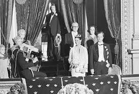 Carl xvi gustaf (born april 30, 1946) is the king of sweden since 1973. Biografi Sveriges Kungahus