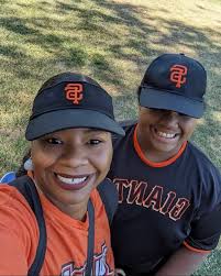 Three cheers for our Junior Giants coaches and team parents! 👏🏼👏🏼👏🏼  Thousands of volunteers have stepped up to the plate to make Junior Giants  come to life in over 80 communities this