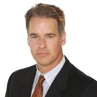 200+ perfiles de «John Douglas»