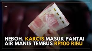 Ini lah tempat dimana seorang ibu tua dan miskin mengutuk anaknya jadi batu. Heboh Karcis Masuk Pantai Air Manis Tembus Rp100 Ribu Ini Kata Dinas Pariwisata Padang
