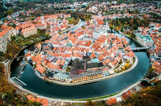 Česk&yacute; Krumlov &ndash; romantika a tipy na n&aacute;v&scaron;těvu města &ndash; Kudy z nudy