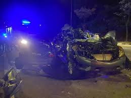 We did not find results for: Pemandu Proton Satria Neo Hilang Kawalan Dan Terbang Melanggar Mazda Bt 50 3 Maut Wapcar