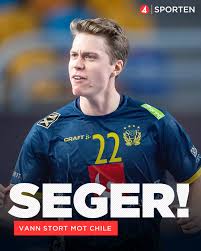 Lucas pellas har gått från hammarbys avbytarbänk till att spela em på hemmaplan. Tv4sporten Sverge Vann Mot Chile Med 41 26 I Handbolls Vm Lucas Pellas Klev Fram Och Gjorde Tolv Mal For Blagult Segern Innebar Att Sverige Tar Sig Vidare Till Mellanrundan I Vm Facebook