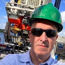 Jesse Tarnas (@jdtarnas)