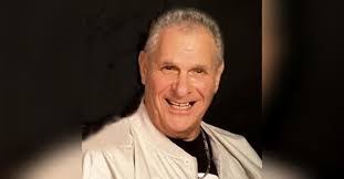 Gregory Laroche's Instagram, Twitter & Facebook