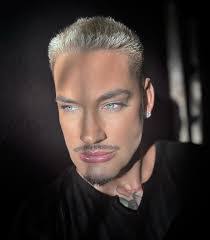 Paulette Kramer's Instagram, Twitter & Facebook