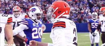 Https Encrypted Tbn0 Gstatic Com Images Q Tbn And9gcsxv57jh05 O9utj3c1cfzqsvwhmj18mty6va Usqp Cau Scoreboard, sports, johnny manziel, college football, football, nfl, fan, winning, talking shit, sports fan, number one.