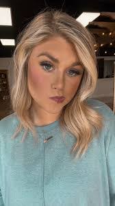 Lori Eaves's Instagram, Twitter & Facebook