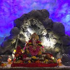 Discover theme based ganpati decoration ideas at home. From Chandrayaan 2 To Baal Ganesha Devotees Take Up Varied Themes To Welcome Bappa