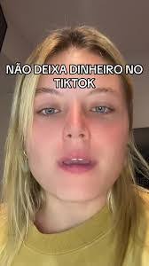 Camille Ivy's Instagram, Twitter & Facebook