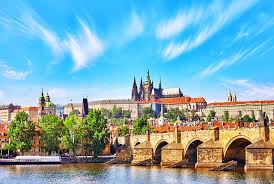 We would like to show you a description here but the site won't allow us. Visiting Prague Castle 9 Top Attractions Tips Tours Planetware