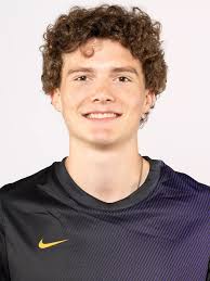 Teddy Hall's Instagram, Twitter & Facebook