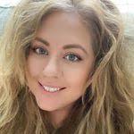 Corina Mclaughlin's Instagram, Twitter & Facebook