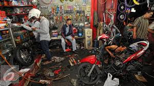 Cara kerja cvt motor matic saat berada di rpm 3000 maka otomatis alhasil roller akan terhempas keluar lalu menekan pulley geser yang terdapat pada drive pulley. Motor Baru Keluar Asap Putih Pertanda Apa Otomotif Liputan6 Com