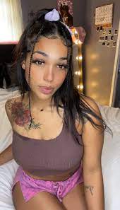 wanna see me play with my juicy 🐱🤤free onlyfans @ rechellemarie i'm also  on pornhub @ re honey marie 🤎🐇 : r/OnlyFansPromotions