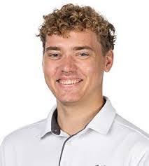 Alison Buckman's Instagram, Twitter & Facebook