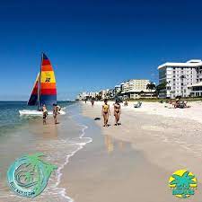 Via Miramar Beach Tropicalthursday A Quiet Public Naples Beach Closest To North Of Doctor S Pass From Us 41 In T Naples Beach Beach Close Miramar Beach