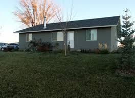 The look of a stucco house evokes the relaxation you get at an exotic island destination, a tuscan or another popular stucco color is green. How To Choose The Best Stucco Color Virginia Eifs Stucco Contractor Modern Wall Systems