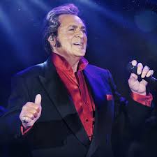 He has been married to patricia healey since april 18, 1964. Engelbert Humperdinck The Palace Theatre