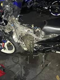 Year 2015 y15 spec65 superhead uma pro 22/25 blok uma pro 65mm ecu datatec ekzos cj ipoh charger 35mm gearbox cardinal 5speed tank 7liter cover set ori rim kozi. Masalah Yamaha Y15zr Body Patah Mekanika