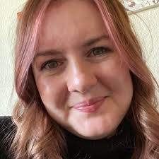 Hester Thompson (@Hestermabel8)