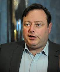 Bart albert liliane de wever (dutch: Wahlen 2010 Flamen Wunschen Sich De Wever Als Premier