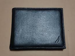 A credit card case is a must for you to stay organized while on the go and traveling or just carrying your essentials for the night out on the town. Nautica Men S Genuine Leather Bifold Wallet Black Men S Fashion Watches Accessories Wallets Card Holders On Carousell