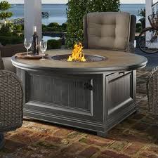 Stone Veneer Propane Natural Gas Outdoor Fireplace In 2020 Natural Gas Fire Pit Gas Fire Pit Table Gas Firepit