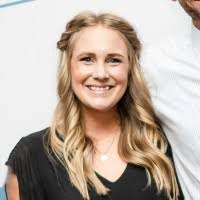 Kelli Moore's Instagram, Twitter & Facebook